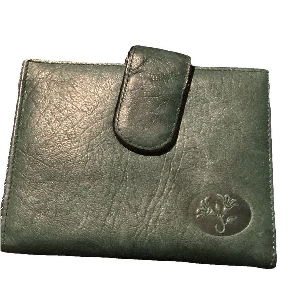 Buxton Top Grain Cowhide Leather  Womens Green Wallet